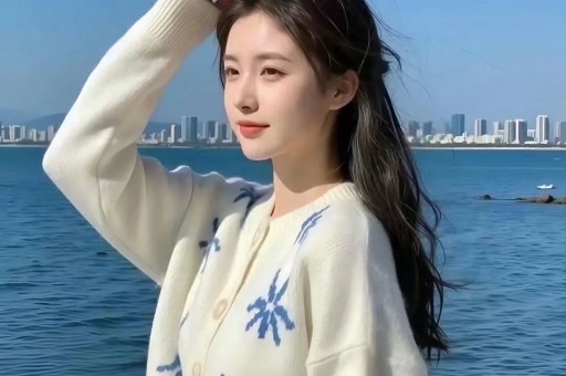 陪吃陪喝只是开胃菜女明星自爆被男人伸裤子背后的事捂不住了