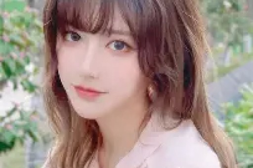 湾湾知名主播爆料小杨阿姨早就想辞职了近期视频情绪颓废低迷