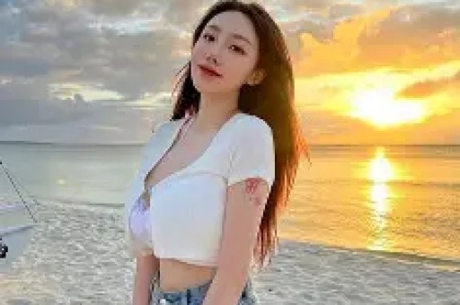 赵露思新代言、《猎罪图鉴3》最新动态及娱乐圈内八卦揭秘