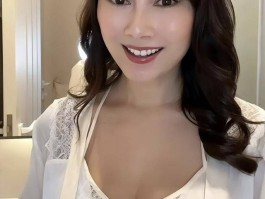 令人唏嘘昔日港姐袁嘉敏如今竟靠网上卖大尺度照片维生